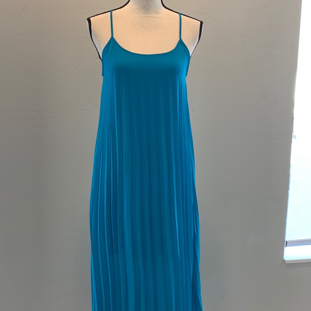 Decree Retro Pleated Maxi EUC